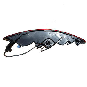 Luz Trasera LED para Porsche Macan 2014-2020, Lado Derecho 95B945726J, Lado Izquierdo 95B945725J, Material ABS para Reemplazo o Reparación - Product Image 1