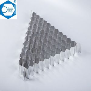 Feuille/<span class=keywords><strong>plaque</strong></span> en <span class=keywords><strong>nid</strong></span> <span class=keywords><strong>d</strong></span>'<span class=keywords><strong>abeille</strong></span> en <span class=keywords><strong>aluminium</strong></span> de bonne qualité, noyau en <span class=keywords><strong>nid</strong></span> <span class=keywords><strong>d</strong></span>'<span class=keywords><strong>abeille</strong></span> en <span class=keywords><strong>aluminium</strong></span> - Product Image 6