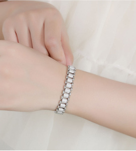 Bracelet de luxe en argent sterling 925 avec moissanite VVS D Dolor, sans ternissement, style Europe Dubaï, pour hommes et femmes, vente en gros - Product Image 4