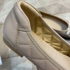 Ballerines plates matelassées croisées en cuir d'agneau pour femmes, grandes tailles, mocassins décontractés pour dames, chaussures de soirée pour filles, personnalisation du logo - Product Image 4