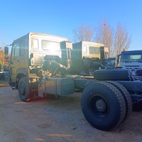 Camion tout-terrain SINOTRUK HOWO 4X4 6X6 8X8 Howo Camion de fret tout-terrain avec sièges