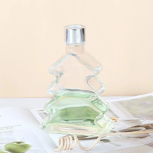 Diffuseur de parfum d'intérieur sans flamme en verre vide de 220 ml, parfum sapin de Noël, décoration d'intérieur - Product Image 1