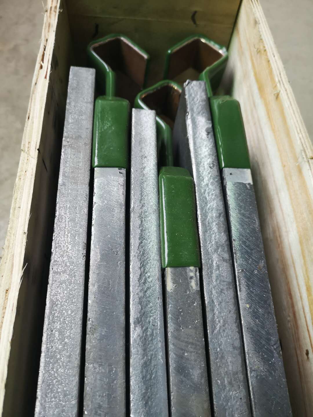 zinc anode for plating
