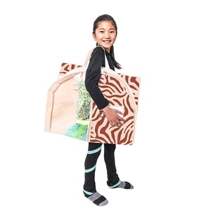 Muestra gratuita de bolsas para ropa Mergeboon personalizadas, 40 unidades, transparentes, con certificación BSCI, para colgar y almacenar ropa, OEM. - Product Image 5