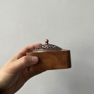 Aromatherapy Holder Square Wooden Incense Burner with Retro <b>Metal</b> <b>Grid</b> Lid - Product Image 2