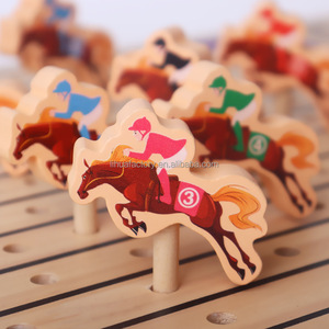 Nuevo Producto: Juego de Mesa de Ajedrez de Madera Clásico, Divertido y Educativo, con Temática de Carreras de Caballos Emocionantes, para Niños - Product Image 3