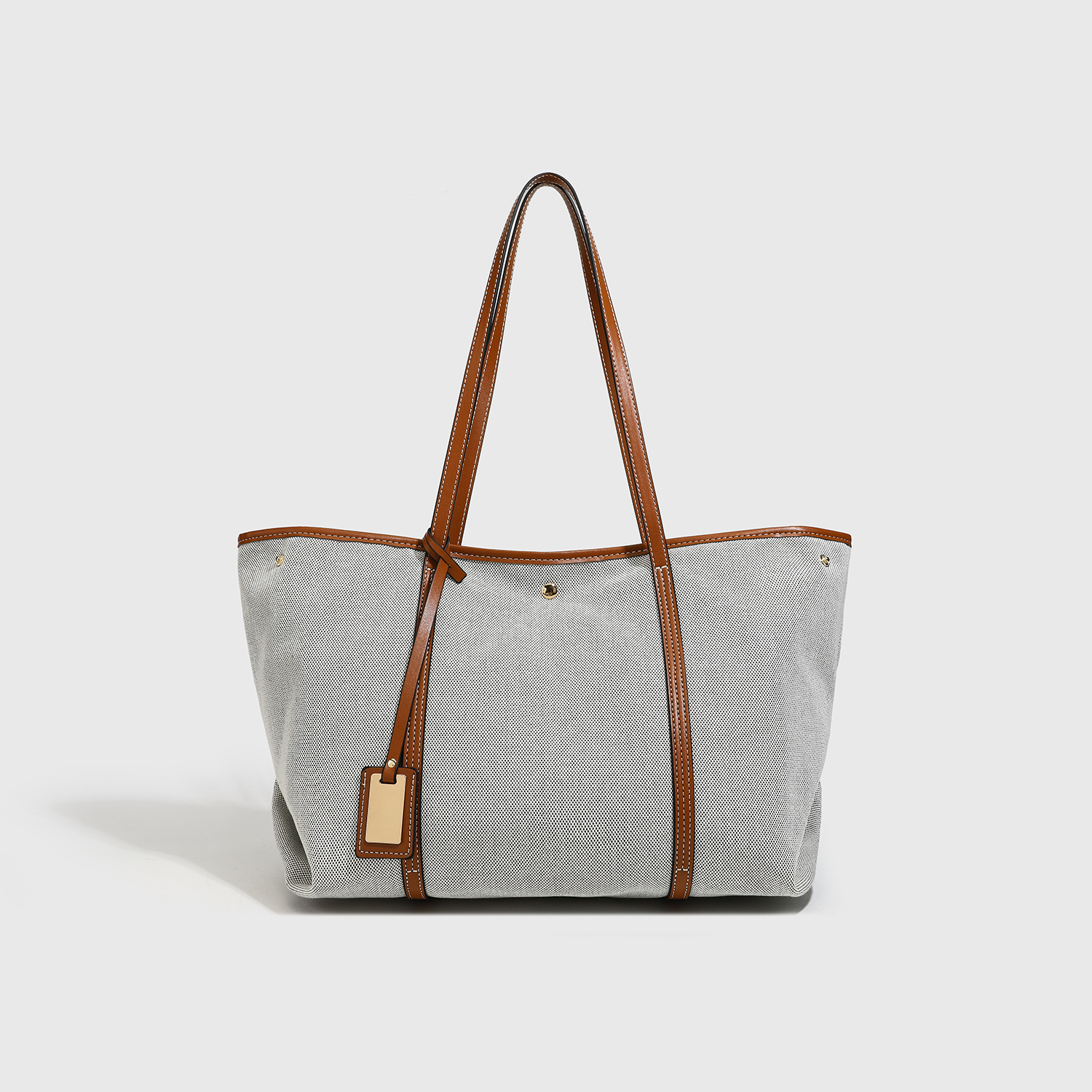 สีน้ำตาล