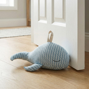 Tope de puerta decorativo de tela con forma de ballena, bonito adorno de animal, a prueba de viento, anticolisión, para suelo, necesidad doméstica - Product Image 2