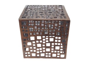 Table basse moderne en métal avec motif ondulé, mobilier de salon contemporain, finition artisanale - Product Image 4