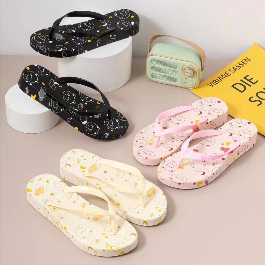 summer collection for women 2025 shoes or slippers