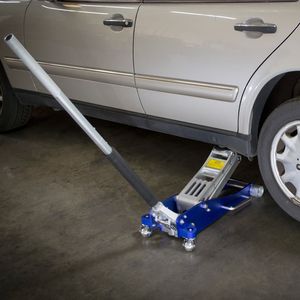 Hızlı pompa alüminyum malzeme ile <span class=keywords><strong>2</strong></span> <span class=keywords><strong>Ton</strong></span> düşük profil alüminyum yarış hidrolik kriko araba otomatik asansör için CE sertifikalı - Product Image 4