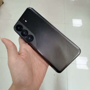 สมาร์ทโฟนเกมมิ่ง Camon 40 Pro 5G รุ่น 16GB+1TB หน้าจอ LED 7.3 นิ้ว กล้อง 108MP ความละเอียด QHD 120Hz แบตเตอรี่ 8000mAh รองรับซิมคู่ ปลดล็อคแล้ว ภาษาอังกฤษ - Product Image 4
