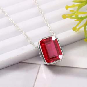 Shama Gems Jewels Colgante de compromiso de plata de ley 925 chapado en oro de 18K con rubí rojo de Mozambique de 12x10MM, corte radiante, tercera pieza - Product Image 6