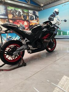 <span class=keywords><strong>Moto</strong></span> à essence d'occasion Fire Tooth bicylindre refroidie par eau 400cc - Product Image 4