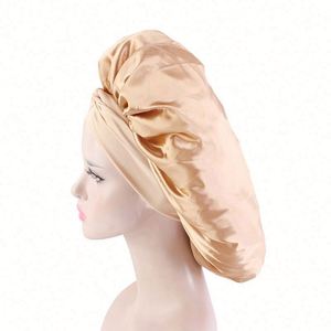 Bonnets en satin soyeux doux prêts à être expédiés, ajustables avec lien, bonnets tressés, bonnets extra longs personnalisés avec long lien large, unisexe pour usage quotidien - Product Image 4
