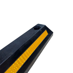 حاجز عجلات مطاطي شديد التحمل مقاس 550*150*100 مم لحماية الطرق من الاصطدامات - Product Image 3