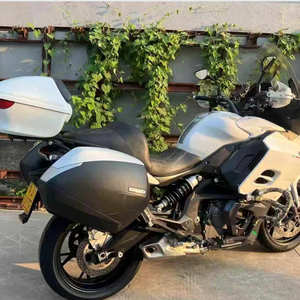 Motocyclette de tourisme Benelli Huangxun <span class=keywords><strong>600</strong></span> d'occasion, excellent état, moteur quatre cylindres en ligne de <span class=keywords><strong>600</strong></span> cm³, ABS et coffres à bagages, entièrement fonctionnelle - Product Image 6