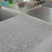 Décoration intérieure, carreaux de plafond modernes pour hôtel, 595*7 mm, PVC imperméable, utilisation pour la maison, la cuisine, le salon