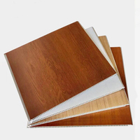 Panneau de plafond en PVC élégant pour des intérieurs de maison durables et décoratifs