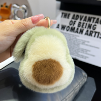 Porte-clés en métal durable en fausse fourrure de lapin Pom Pom Cartoon Fruit Avocat Peluche Boule Ornement Léger Ornement Suspendu