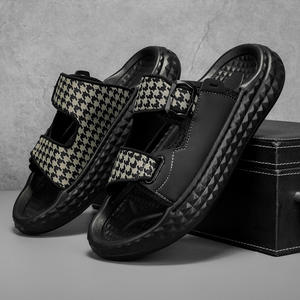 Pantuflas de Verano 2026 para Hombre |   Sandalias de Punta Abierta para Interiores y Exteriores, Antideslizantes, con Suela Suave y Sensación de Nube, Estilo Casual y Fácil de Poner - Product Image 4