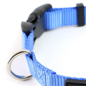 Ajustez le collier autour du cou de votre animal de compagnie 2.0* 41-45cm Collier pour animal de compagnie en nylon lisse - Product Image 6