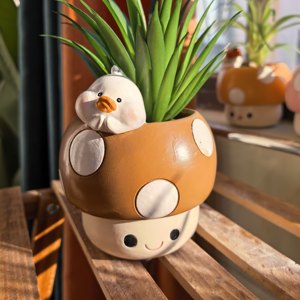 ROOGO Pot de fleurs <span class=keywords><strong>en</strong></span> résine <span class=keywords><strong>en</strong></span> forme de champignon panda avec trou de drainage, <span class=keywords><strong>plante</strong></span> artificielle assortie, fait main, Kawaii - Product Image 4