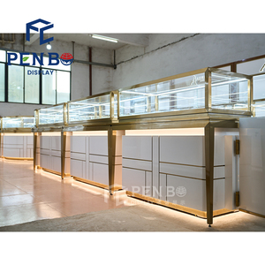 เคาน์เตอร์โชว์เครื่องประดับทำจากแก้วแบบโค้งออกแบบได้ตามต้องการ - Product Image 5