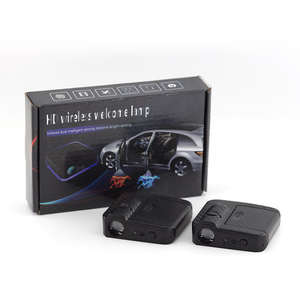 Lumière de <span class=keywords><strong>porte</strong></span> <span class=keywords><strong>intérieure</strong></span> de voiture LED sans fil personnalisée, lampe fantôme avec projection de bienvenue, état neuf - Product Image 1