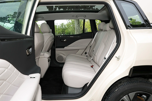 GAC Aion V 2026 Luxury Electric SUV 650KM tetto apribile panoramico in pelle Premium veicolo Express <span class=keywords><strong>Charge</strong></span> 0.37H <span class=keywords><strong>EV</strong></span> SUV - Product Image 4