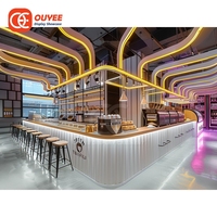 Projet clé en main d'aménagement intérieur d'un café professionnel, système de mobilier de café en plexiglas