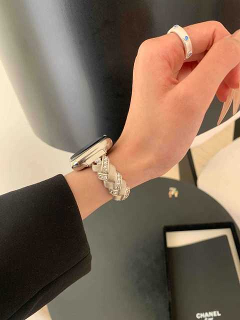 Women Luxury Bling Zircon Inlaid Stainless Steel Watch Band Replacement Bracelet Strap Compatible IWatch Series 10 9 All Sizes
