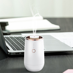 Integrated <strong>Ultrasonic</strong> Humidifier for Car Aromatherapy <strong>Diffuser</strong> with USB Port Portable Lithium Battery 10 ml Capacity Humidifier - Product Image 2