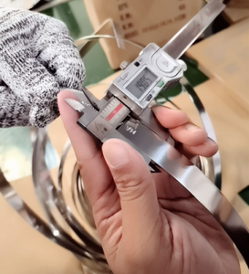 Tintas De Acero De 1-1/2 "3/4" 5/8 "19mm 22 mm 25 mm 32 mm De Acero inossidabile SS201 304 316 Para Embalaje Met Alico Precio - Product Image 6