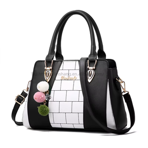 Nouveaux arrivages : sacs à bandoulière en gros, dernières créations de sacs fantaisie pour femmes, sacs à main avec pompons - Product Image 1
