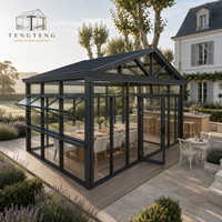 Véranda mobile en verre personnalisable, conçue avec un design d'enceinte extérieure en verre pour les villas, les balcons et les patios de jardin