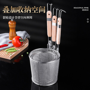 Écumoire à nouilles en acier inoxydable avec poignée en bois, design empilable pour cuisine domestique - Product Image 3