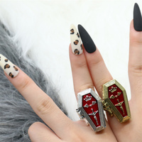 Bague rétro tendance, bijoux punk, croix cercueil rouge, anneaux ouvrables