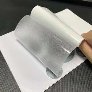 Film de stratification à froid étanche à la texture scintillante en forme de coeur pour la fabrication d'albums de papier photo - Product Image 1