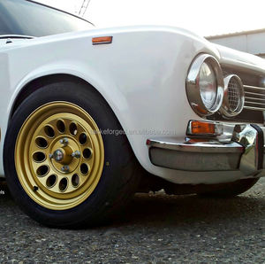 Aleación de aluminio de diseño retro 17x9j pulgadas coche plateado 4x98 llanta Cb 58,1 5x98 ruedas forjadas para <span class=keywords><strong>Alfa</strong></span> <span class=keywords><strong>Romeo</strong></span> Gtv6 <span class=keywords><strong>Giulia</strong></span> 006 <span class=keywords><strong>Gtam</strong></span> 1972 - Product Image 3