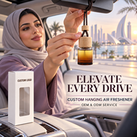 Diffuseur de parfum liquide personnalisé pour voiture, flacon en verre ambré suspendu avec bouchon en bois, 60% d'huile parfumée, OEM ODM, marque privée