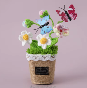 Fait à la main tricoté artificiel en <span class=keywords><strong>pot</strong></span> tournesol fraise lapin plante Crochet <span class=keywords><strong>Pot</strong></span> plante pour cadeau de vacances ornement de voiture - Product Image 3