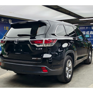 Grand SUV <span class=keywords><strong>5</strong></span> portes 7 places à essence Toyota Highlander <span class=keywords><strong>2018</strong></span> d'occasion, essence, automatique, en stock - Product Image 4