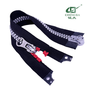 Nuovo Prodotto 2026 8 #   <span class=keywords><strong>Cerniera</strong></span> in Plastica a Chiusura Rapida con Bottone a Pressione per Accessori di Abbigliamento e Lavorazione - Product Image 1