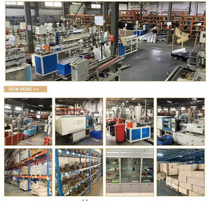 Bandes d'usure profilées en plastique Uhmwpe extrudées personnalisées Résistance aux chocs Guide de chaîne en plastique Bande d'usure Bande PE-HD Feuille de nylon - Product Image 6