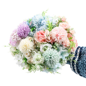 Bouquet de roses artificielles Shinhana Jun, fleurs en soie, accessoires de photographie de mariage en plein air, décorations pour la maison - Product Image 1