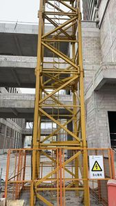 رافعة برجية للبناء بحمولة 10 أطنان، رافعة برجية مستعملة ذات ذراع دوار علوي طراز XGT6515-10، رافعة برجية ذات قمة مسطحة - Product Image 5