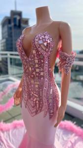 2024 नए डिजाइन गुलाबी सैटिन प्रोम ड्रेस ड्रेस में चमकदार हिंगस्टोन डायमंड लंबे गाउन के साथ सफेद रंग की शाम के कपड़े - Product Image 4