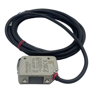 Amplificateur KEYENCE LR-ZB250AN avec capteur laser CMOS intégré (type carré / réfléchissant / câblé / 250 mm) avec garantie d'un an - Product Image 4