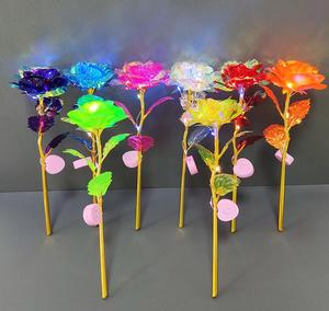 Intermitente 24K oro rosa para siempre tallo largo Artificial Led flores iluminadas regalo para el Día <span class=keywords><strong>DE</strong></span> LA MADRE Acción <span class=keywords><strong>de</strong></span> <span class=keywords><strong>Gracias</strong></span> Día <span class=keywords><strong>de</strong></span> San Valentín - Product Image 1